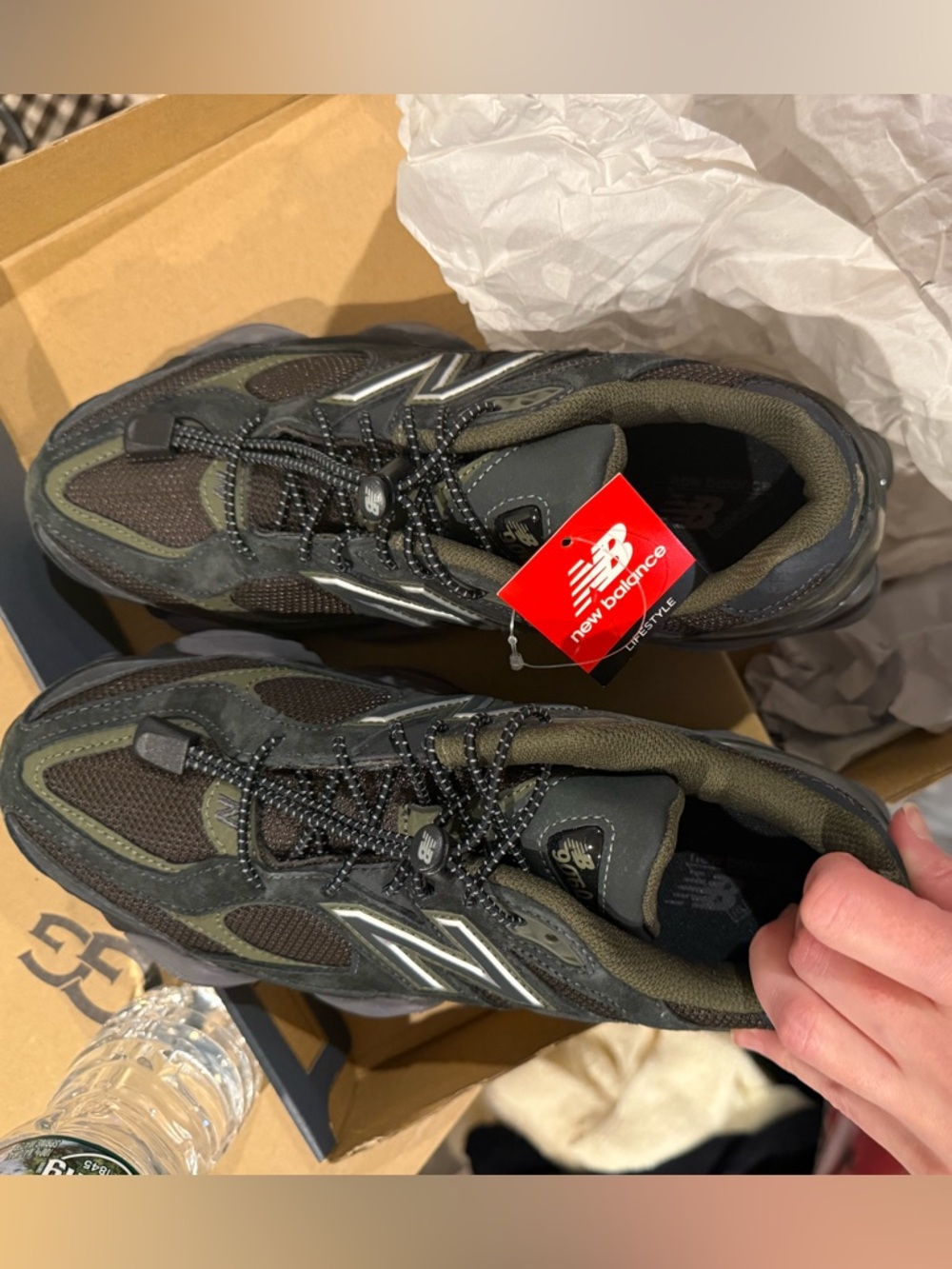 New Balance Black chocolate and Moss RARE SOLD OUT!!!! Nwt in box